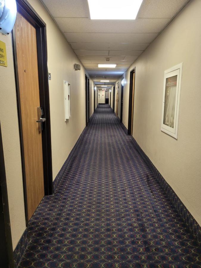 Raceway Inn マーティンズビル エクステリア 写真