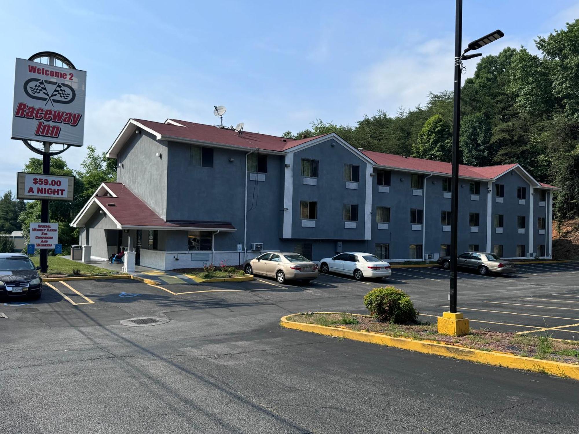 Raceway Inn マーティンズビル エクステリア 写真